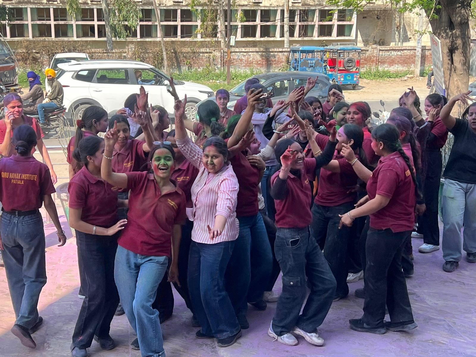 HOLI